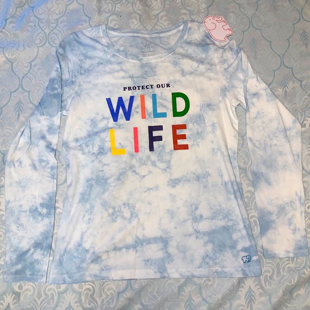 SOLD - NWT ivory ella Ada Tie Dye Wildlife Slim Tee